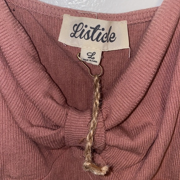 Boutique Crop top - Picture 3 of 4